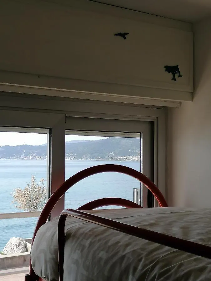 Cadorna Fronte Mare Apartment Alassio Italy